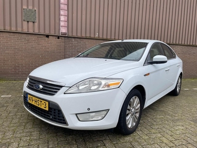 Ford Mondeo 2.0-16V Ghia Navi Trekhaak Clima APK NAP