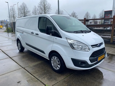 Ford Transit Custom 340 2.0 TDCI L2H1 MOTORSCHADE