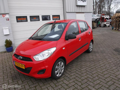 !!!Hyundai i10 1.1 Pure 5drs el ramen nwe apk!!!