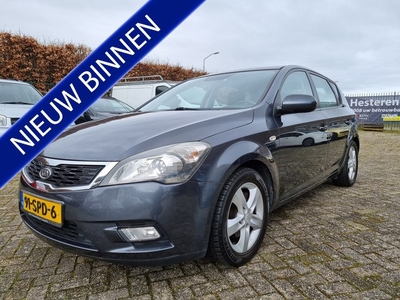 Kia cee'd 1.4 CVVT Seven COMPLETE AUTO!! (bj 2011)