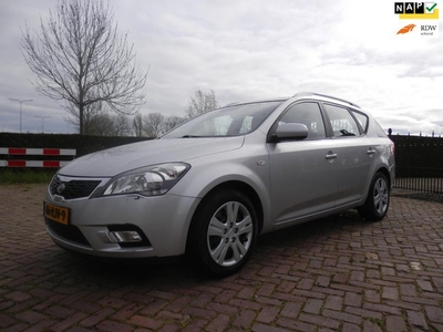 Kia Cee'd Sporty Wagon 1.4 CVVT X-ecutive airco 223022 km