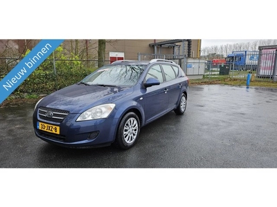 Kia cee'd Sporty Wagon 1.4 X-tra ISG NETTE AUTO RIJD EN