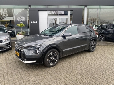 Kia Niro 1.6 GDi Hybrid DynamicPlusLine // Leder Trekhaak // Schuifdak // Stoelverw // PDC // Dodehoekdetectie // 1e Eigenaar Info Roel 0492-588951