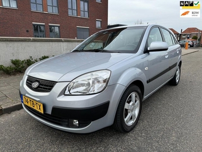 Kia Rio 1.6 CVVT X-ecutive /Airco/Elek. Pakket/NAP/Trekhaak