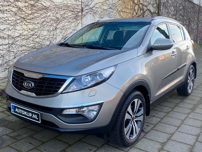 Kia Sportage 2.0 X-clusive First