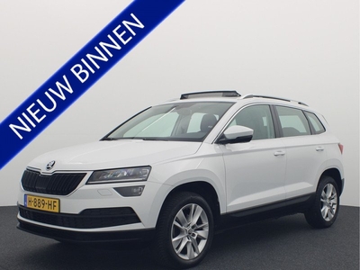 Škoda Karoq 1.0 TSI Business Edition PANORAMADAK / FULL LED / SFEER / CAMERA / CARPLAY / NAVI / KEYLESS