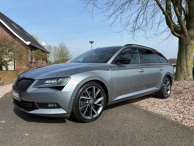 Škoda Superb Combi 2.0 TSI 4x4 Sportline 272pk Standkachel