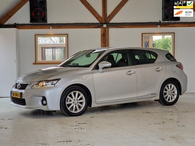 Lexus CT 200h Business Line Pro Dealer onderhouden