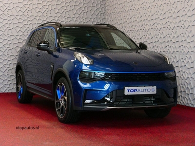 Lynk & Co 01 MODEL 2024 1.5 261 PK Zwarte hemel Panorama CarPlay 360.Cam 06/2023 4 JAAR GARANTIE PHEV Plug-in Hybrid