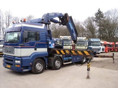 MAN tga 35-410 pk 8x2 met fassi kraan f750 tonner