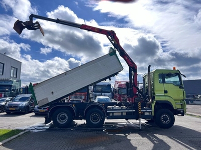 MAN TGS 33.400 6X6 E5 TIPPER + PALFINGER EPSILON (bj 2011)