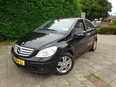 Mercedes-Benz B-klasse MET JAAR & APK 14-09-2024!