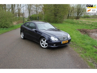 Mercedes-Benz C-klasse Sportcoupé 200 K.