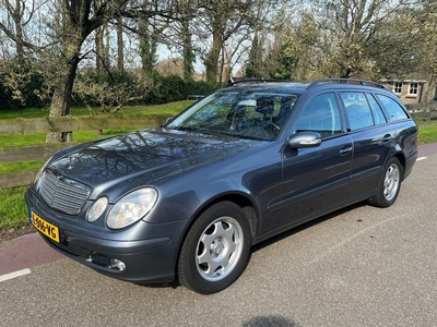 Mercedes-Benz E-klasse Combi 200 K. Avantgarde Youngtimer