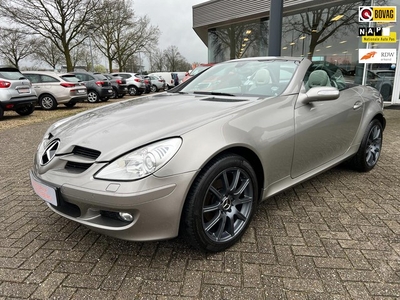 Mercedes-Benz SLK-klasse 200 K, Leer, Navigatie, Bluetooth