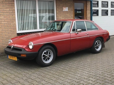 MG B 1.8 GT (bj 1978)