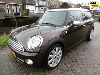 Mini Mini 1.6 Clubman 120pk Leder Schuifdak Airco Cruise