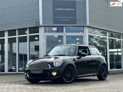 Mini Mini 1.6 Cooper / Airco / Start Stop / Chroom Pakket.