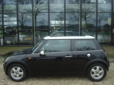 MINI Mini 1.6 PANORAMADAK AIRCO (bj 2005)