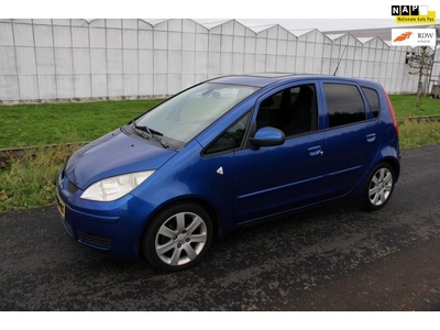 Mitsubishi Colt 1.5 d'Azur 5 Drs