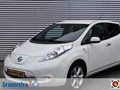 Nissan LEAF ACENTA 30 KWH / NAVI / P.CAMERA / STOEL(STUUR) VERW. V+A / € 200