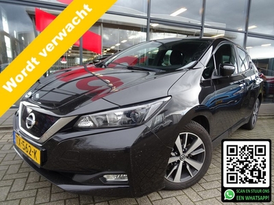 Nissan Leaf Acenta 40 kWh / NAVIGATIE / 360 CAMERA /