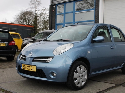 Nissan Micra 1.4 Tekna / Airco / Elektrische ramen / Centrale deurvergrendeling.