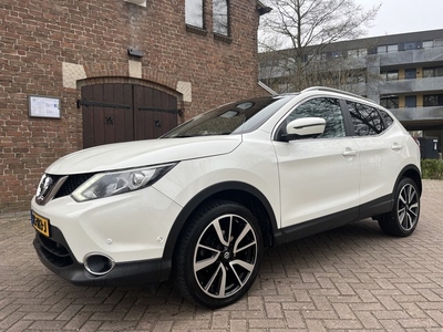 Nissan QASHQAI 1.2 Autom/Tiptr Tekna