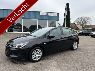 Opel Astra 1.0 Edition Navigatie (bj 2017)