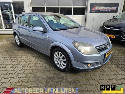 Opel Astra 1.6 Cosmo AIRCO..NAVI..TREKHAAK