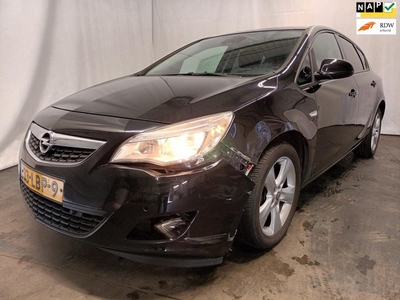 Opel Astra 1.6 Edition - Frontschade