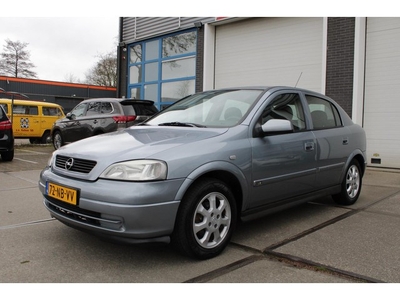 Opel Astra 1.6 Njoy / Airco / Elektrische ramen / Trekhaak