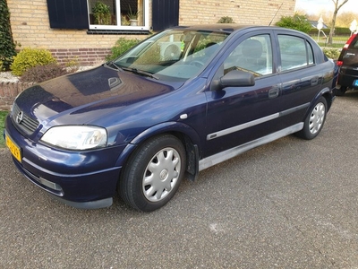 Opel Astra 1.6 Sport