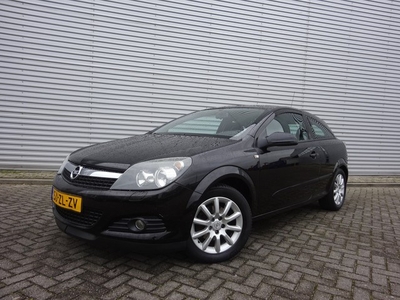 Opel Astra GTC 1.6 Temptation Airco / Lm velgen / Trekhaak