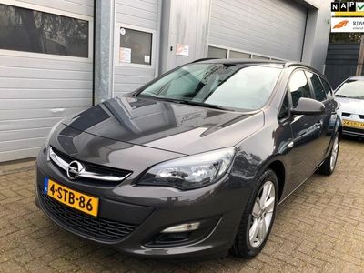 Opel Astra Sports Tourer 1.4 Turbo-Navi-Clima-Cruise-Velgen