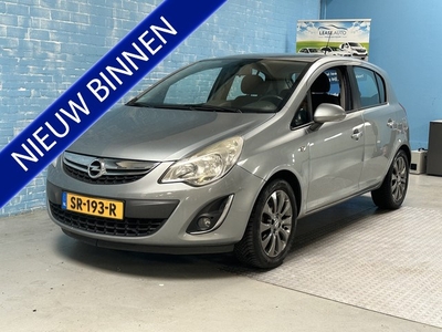 Opel Corsa 1.2-16V Cosmo AIRCO CRUISE TREKHAAK Financial is