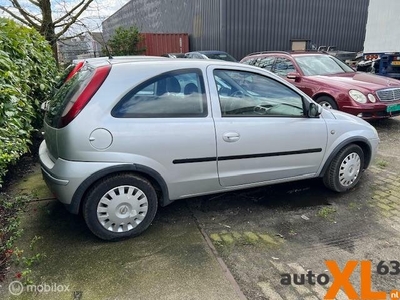 Opel Corsa 1.2-16V Cosmo ZONDER APK!