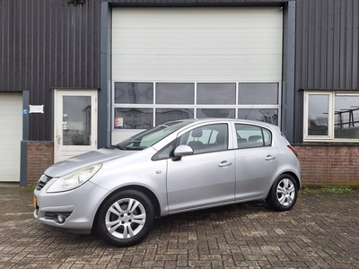 Opel Corsa 1.4-16V Edition I volledig onderhouden