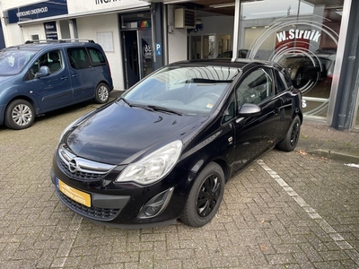 Opel Corsa 1.4 Airco/Stoelverwarming/Stuurverwarming/Apk!!