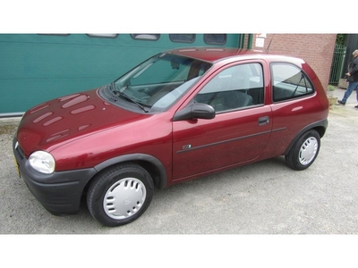 Opel Corsa 1.4i Swing