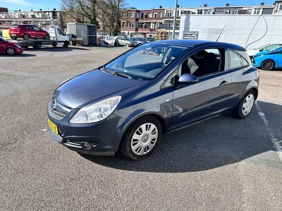 Opel Corsa (bj 2007)