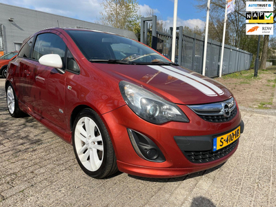 Opel CORSA GSI 1.6-16V T OPC-LINE Color Edition, 98.773 km, nwe apk, zeer nette schade vrije auto, navi, xenon, cruise, airco etc