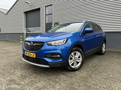 Opel Grandland X 1.2 Turbo Business Executive