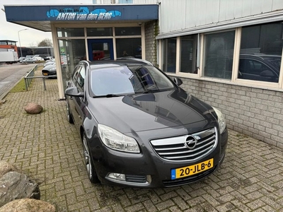 Opel Insignia Sports Tourer 1.6 T Business Clima,leder,PDC