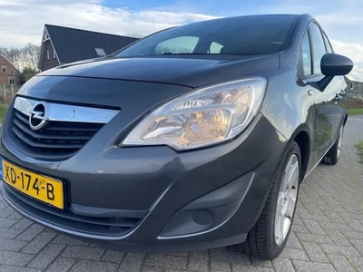 Opel Meriva 1.4 Cosmo (bj 2010)