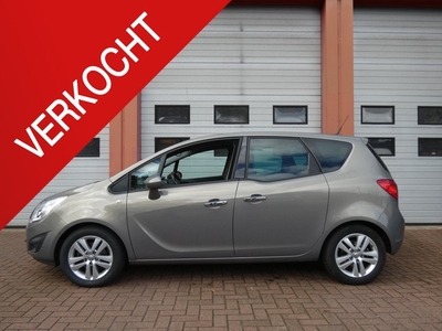 Opel Meriva 1.4 Turbo Cosmo Metallic lak Trekhaak