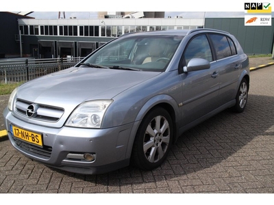 Opel Signum 3.2 V6 Cosmo