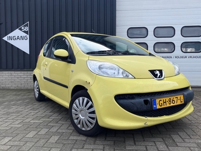 Peugeot 107 1.0-12V XR/airco