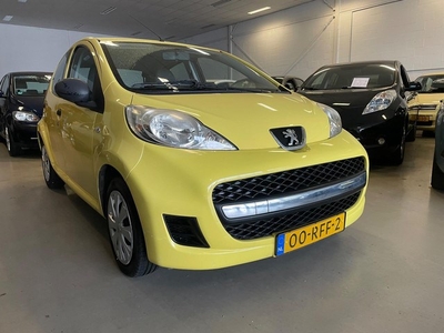 Peugeot 107 1.0-12V XR