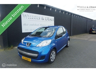 Peugeot 107 1.0-12V XR NIEUW BINNEN ( 2e eigenaar! lage km)